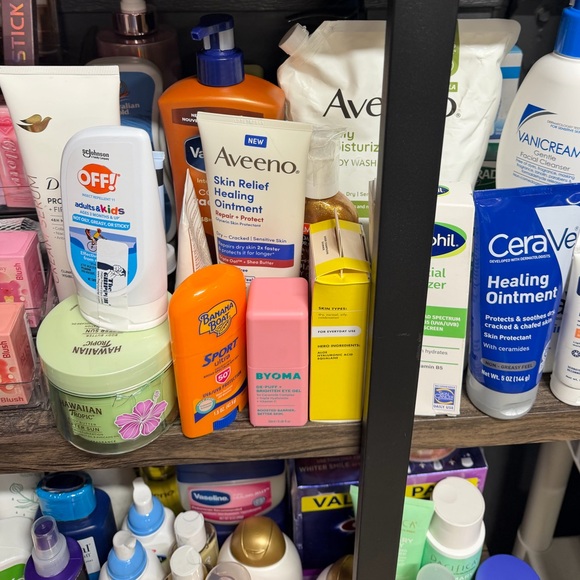 Tuesday Night NEW Pallet Health & Beauty 7:30 EST - Picture 7 of 14